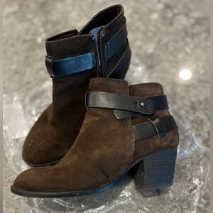 DV Dolce Vita Suede Jax Bootie W. Black Leather Strap Detail